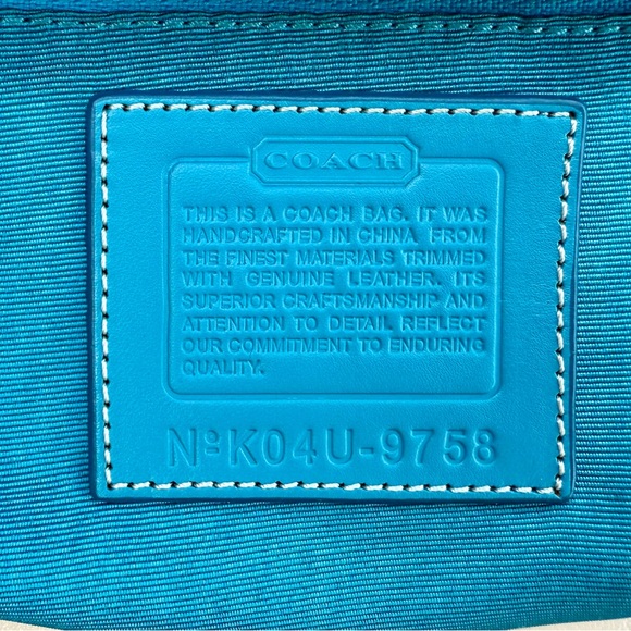 Vintage Coach Studded Blue Crossbody New - Picture 16 of 16